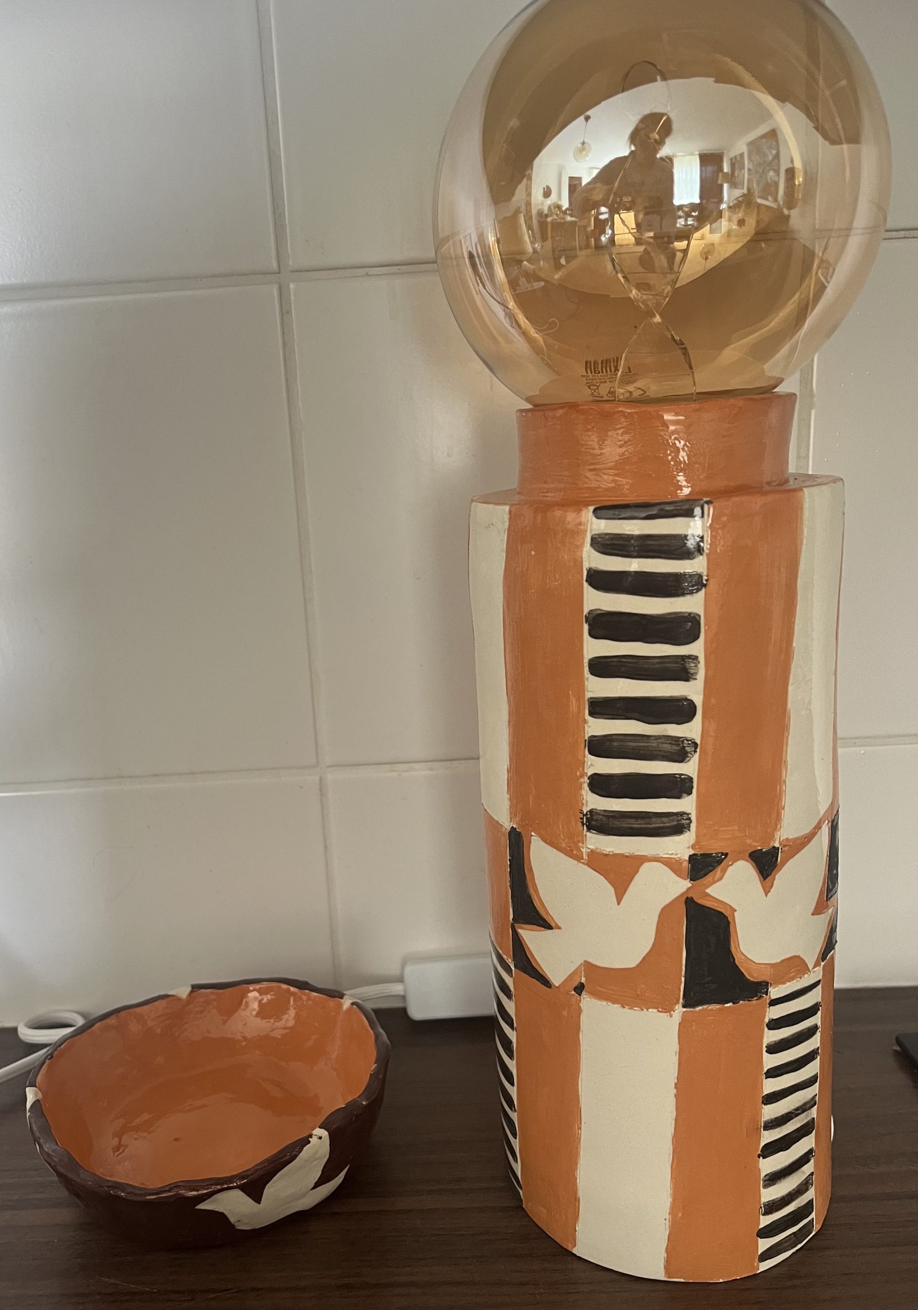 Lampe et vide poche en céramique